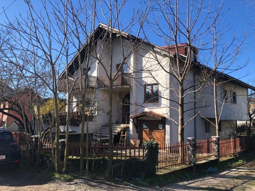 NikšićOld Town Houseアパートメント エクステリア 写真